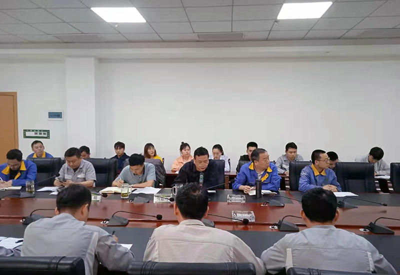 集團公司黨委委員仇雅鳴作專題教育宣講1.jpg